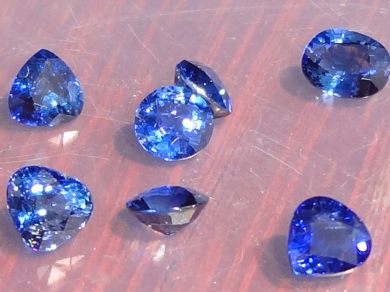 1 Carat Blue Sapphire from Pailin